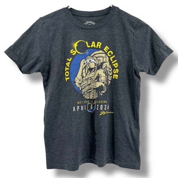 Youth Large Total Solar Eclipse April 8 2024 Cleveland Ohio Graphic T Shirt - Picture 1 of 6